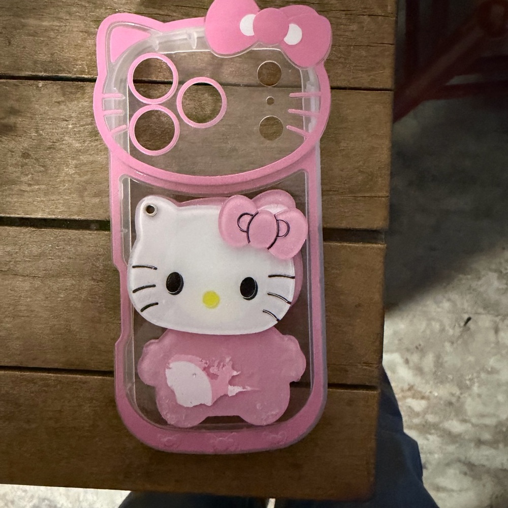 iPhone 17 pro hello kitty case